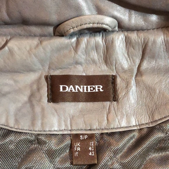 Danier Grey Insulated Leather Coat - Picture 12 of 16